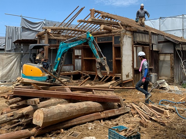 c6897eb9a42e486e7aa803ff25fd5ce8